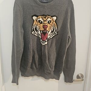 American Eagle Outfitters Gray Sweater with Tiger Design